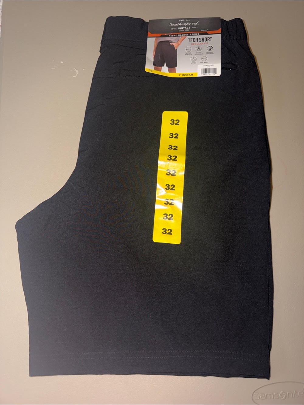 Original Weatherproof Vintage Black Tech Shorts size 32